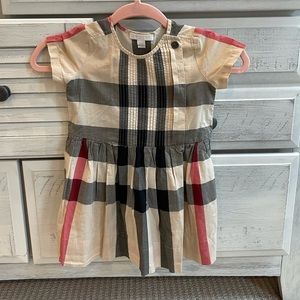 Burberry girls dress. Size 4T